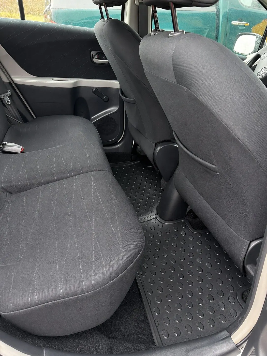 Clean rear seats and floor mats after NordVask interior clean
